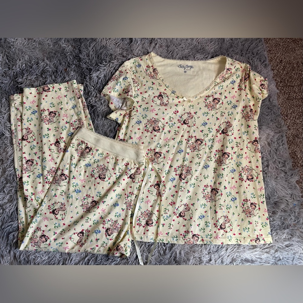 Vintage Betty Boop pajama set shirt and pants size extra large